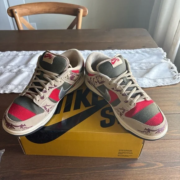 Custom!! Freddy Krueger Nike SB Dunk Low!! Reps super clean worn once. DUNK Freddy】Does anyone know that the best batch is  main image 2